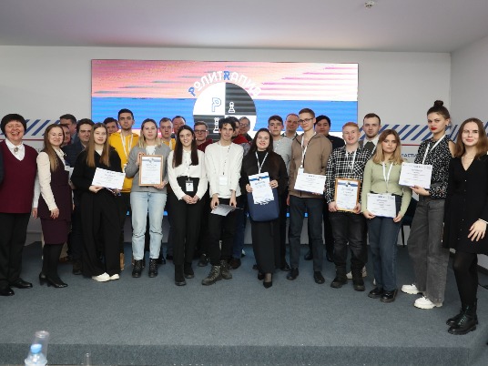 В Челябинске завершился II кейс-чемпионат по электоральным технологиям УрФО «PолитRапид»